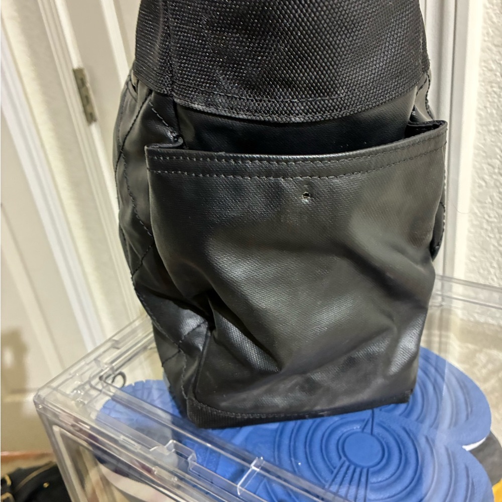 Black Quilted Tote Bag - Picture 6 of 7
